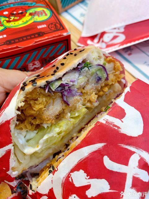 大学生爆料塔斯汀视频,揭秘校园美食新潮流